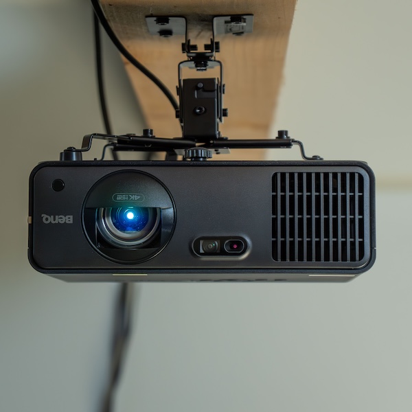 CONSIDERING PURCHASING A HOME GOLF SIMULATOR?