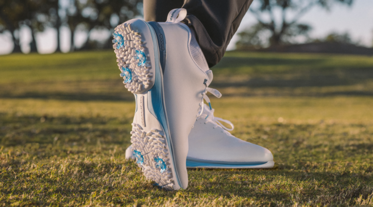 What’s Really Inside a Classic Golf Shoe in 2026 SQAIRZ