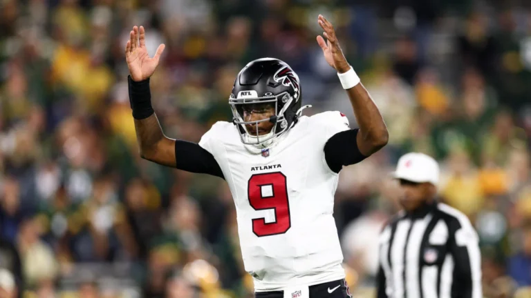 Falcons shred Packers in Michael Penix Jr.’s return; MLB and WNBA playoffs take shape image
