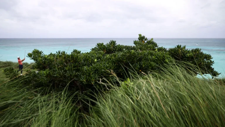 Bermuda Championship pushed to rare Monday playoff after 54 holes as weather cancels final round image